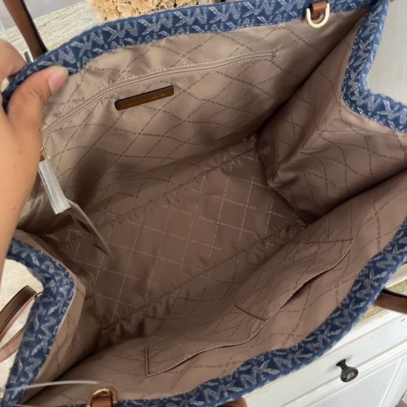 New Michael Kors miltela large tote denim multi - Picture 9 of 9